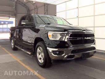 2019 Ram 1500 Big Horn/Lone Star Crew Cab Short Bed - miniatura 3