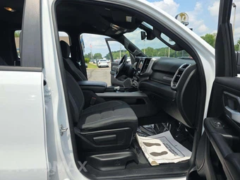 2019 Ram 1500 Big Horn/Lone Star Crew Cab Short Bed - miniatura 18