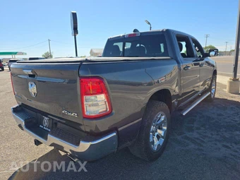 2019 Ram 1500 Big Horn/Lone Star Crew Cab Short Bed - miniatura 3