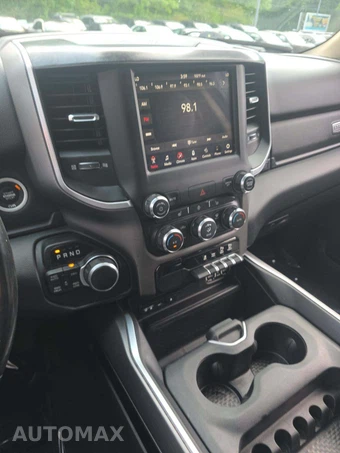 2019 Ram 1500 Big Horn/Lone Star Crew Cab Short Bed - miniatura 10