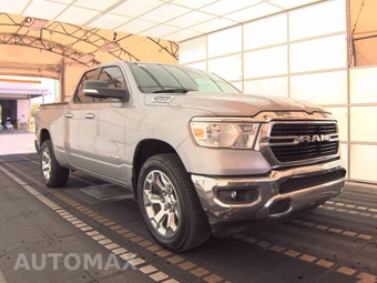 2019 Ram 1500 Big Horn/Lone Star Extended Cab Medium Bed - miniatura 3