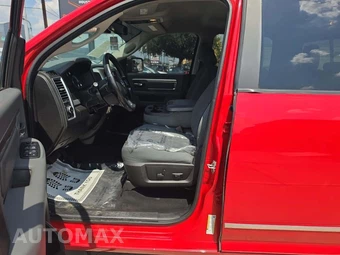 2019 Ram 1500 Classic Big Horn Crew Cab Medium Bed - miniatura 6