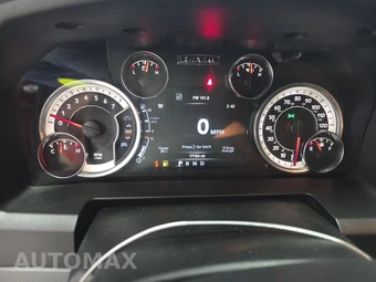 2019 Ram 1500 Classic Big Horn Crew Cab Medium Bed - miniatura 12