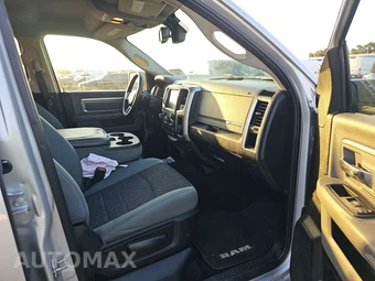 2019 Ram 1500 Classic Big Horn Crew Cab Medium Bed - miniatura 8