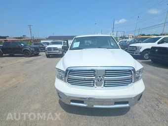 2019 Ram 1500 Classic Big Horn Crew Cab Medium Bed - miniatura 2