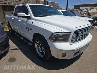 2019 Ram 1500 Classic Big Horn Crew Cab Medium Bed - miniatura 3