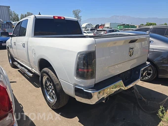 2019 Ram 1500 Classic Big Horn Crew Cab Medium Bed - miniatura 6
