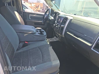 2019 Ram 1500 Classic Big Horn Crew Cab Medium Bed - miniatura 8