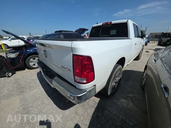 2019 Ram 1500 Classic Big Horn Crew Cab Medium Bed - miniatura 4