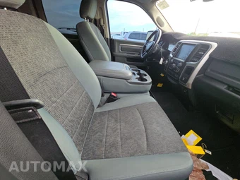 2019 Ram 1500 Classic Big Horn Crew Cab Short Bed - miniatura 8