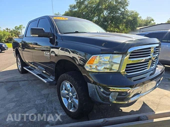 2019 Ram 1500 Classic Big Horn Crew Cab Short Bed - miniatura 4
