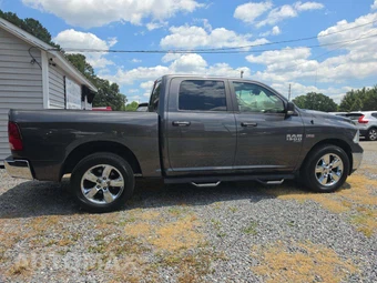 2019 Ram 1500 Classic Big Horn Crew Cab Short Bed - miniatura 4