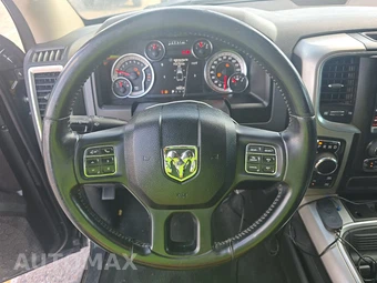 2019 Ram 1500 Classic Big Horn Crew Cab Short Bed - miniatura 10