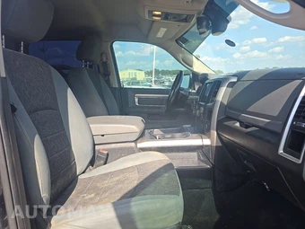 2019 Ram 1500 Classic Big Horn Crew Cab Short Bed - miniatura 8