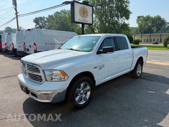 2019 Ram 1500 Classic Big Horn Crew Cab Short Bed - miniatura 2