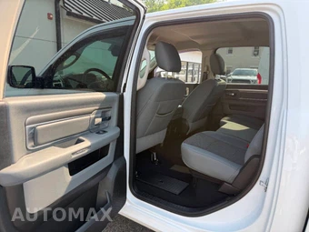 2019 Ram 1500 Classic Big Horn Crew Cab Short Bed - miniatura 9