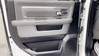 2019 Ram 1500 Classic Big Horn Crew Cab Short Bed - miniatura 25