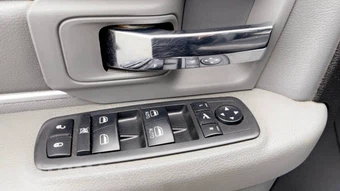 2019 Ram 1500 Classic Big Horn Crew Cab Short Bed - miniatura 28