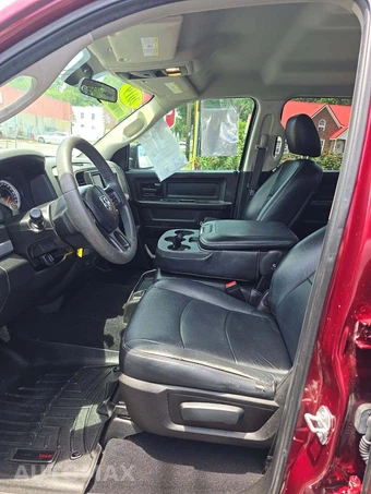 2019 Ram 1500 Classic Express Crew Cab Short Bed - miniatura 6