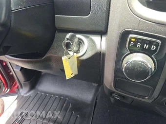 2019 Ram 1500 Classic Express Crew Cab Short Bed - miniatura 8