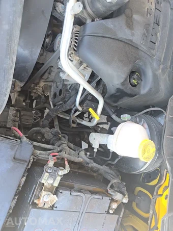 2019 Ram 1500 Classic Express Crew Cab Short Bed - miniatura 26