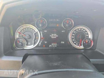 2019 Ram 1500 Classic Express Crew Cab Short Bed - miniatura 9