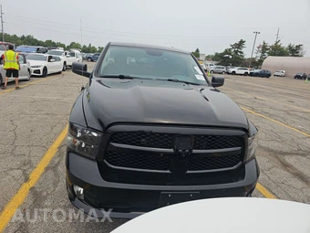 2019 Ram 1500 Classic Express Crew Cab Short Bed - miniatura 2