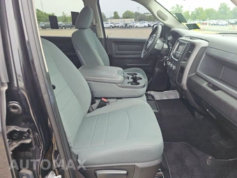 2019 Ram 1500 Classic Express Crew Cab Short Bed - miniatura 8