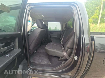 2019 Ram 1500 Classic Express Crew Cab Short Bed – miniatura 13