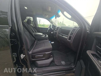 2019 Ram 1500 Classic Express Crew Cab Short Bed – miniatura 18