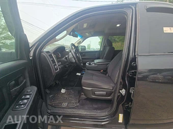 2019 Ram 1500 Classic Express Crew Cab Short Bed – miniatura 6