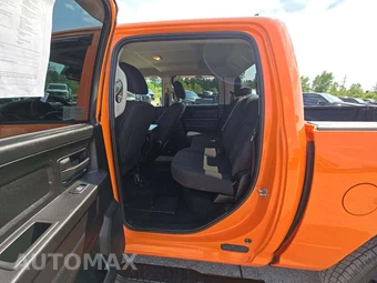 2019 Ram 1500 Classic Express Crew Cab Short Bed - miniatura 10