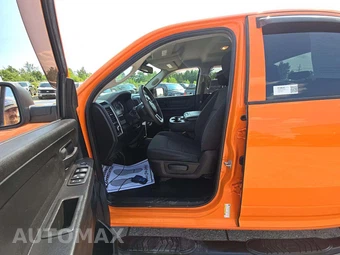 2019 Ram 1500 Classic Express Crew Cab Short Bed - miniatura 3