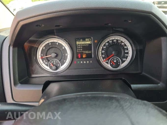 2019 Ram 1500 Classic Express Crew Cab Short Bed - miniatura 6