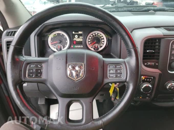 2019 Ram 1500 Classic Express Crew Cab Short Bed - miniatura 10