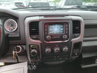 2019 Ram 1500 Classic Express Crew Cab Short Bed - miniatura 11