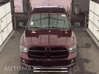 2019 Ram 1500 Classic Express Crew Cab Short Bed - miniatura 2