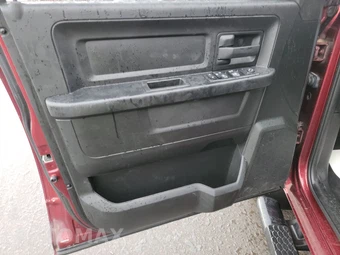 2019 Ram 1500 Classic Express Crew Cab Short Bed - miniatura 9