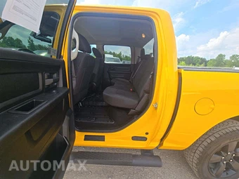2019 Ram 1500 Classic Express Crew Cab Short Bed - miniatura 10