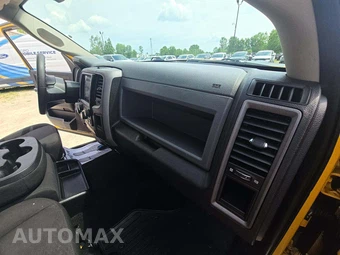 2019 Ram 1500 Classic Express Crew Cab Short Bed - miniatura 16