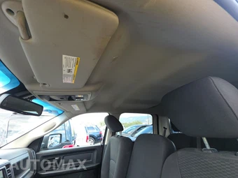 2019 Ram 1500 Classic Express Crew Cab Short Bed - miniatura 17