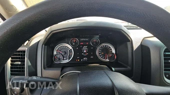 2019 Ram 1500 Classic Express Crew Cab Short Bed - miniatura 30
