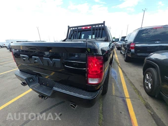 2019 Ram 1500 Classic Express Crew Cab Short Bed - miniatura 4