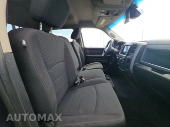 2019 Ram 1500 Classic Express Crew Cab Short Bed - miniatura 8