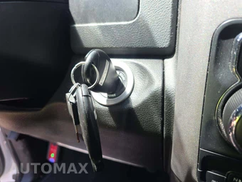 2019 Ram 1500 Classic Express Crew Cab Short Bed – miniatura 5