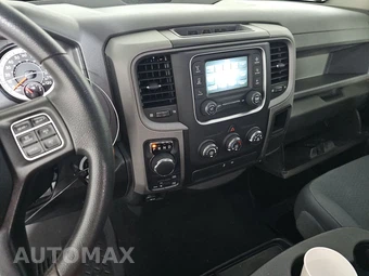2019 Ram 1500 Classic Express Crew Cab Short Bed - miniatura 11