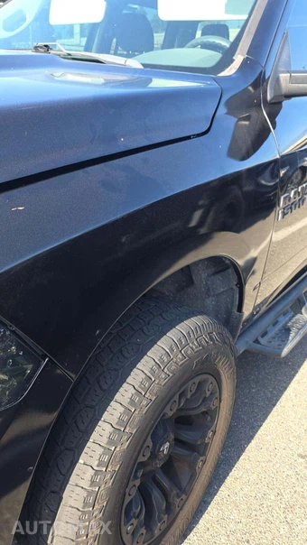 2019 Ram 1500 Classic Express Crew Cab Short Bed - miniatura 20