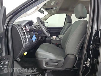 2019 Ram 1500 Classic Express Crew Cab Short Bed - miniatura 7