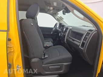 2019 Ram 1500 Classic Express Crew Cab Short Bed - miniatura 8