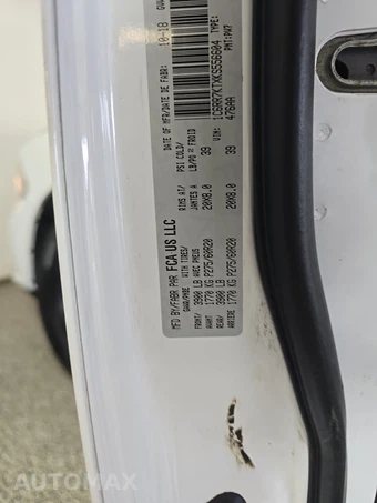 2019 Ram 1500 Classic Express Crew Cab Short Bed – miniatura 14